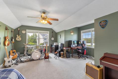 17 Hilltop Drive Cohoes NY 12047