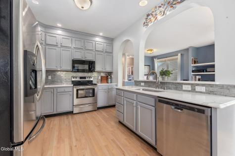 17 Hilltop Drive Cohoes NY 12047