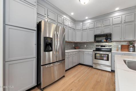 17 Hilltop Drive Cohoes NY 12047
