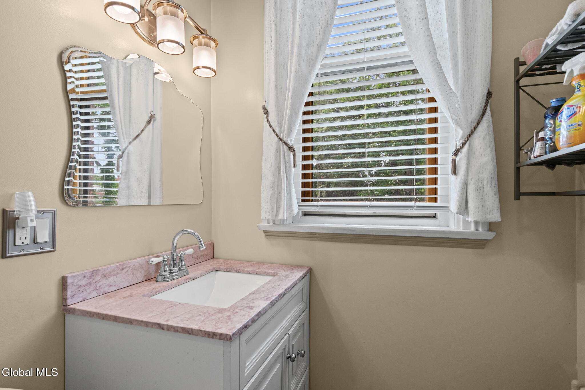 175 3rd Street Troy NY 12180