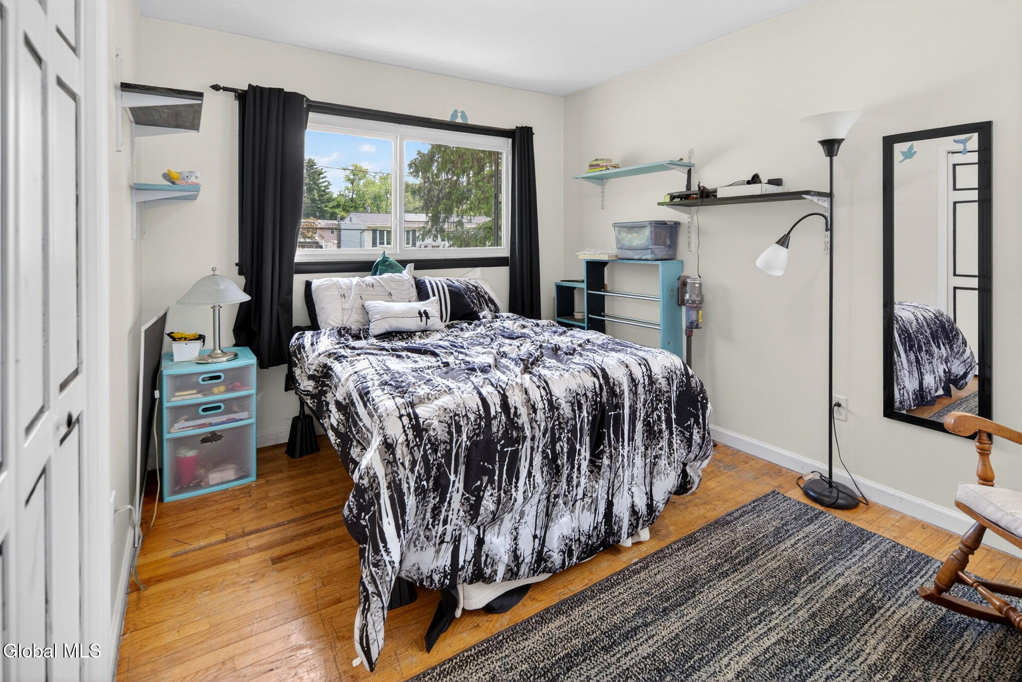 8 Amy Lane Albany NY 12205