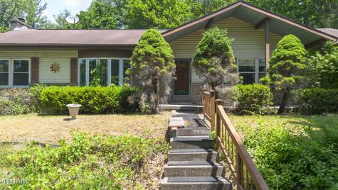 17 Huntington Parkway Ballston Lake NY 12019