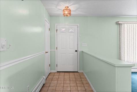 17 Huntington Parkway Ballston Lake NY 12019