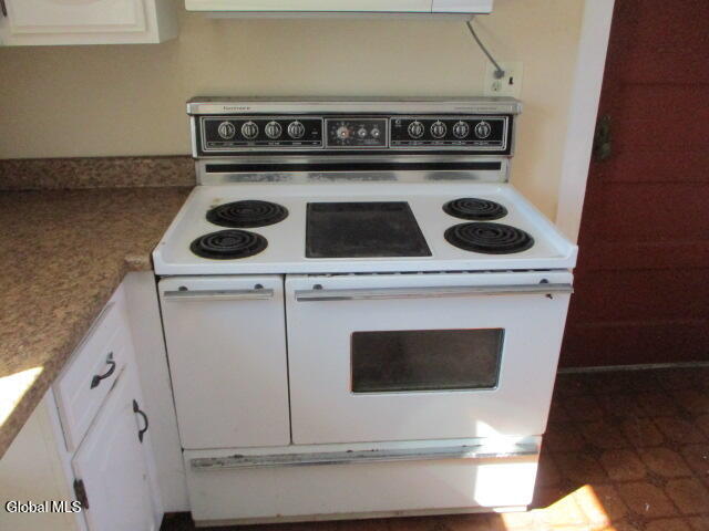 3135 Plank Road Mineville NY 12956