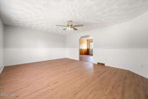 5360 Brookfield Road Lee Center NY 13363