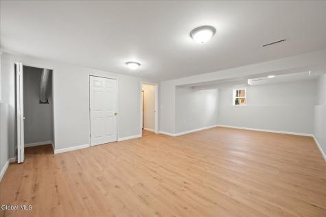 5360 Brookfield Road Lee Center NY 13363