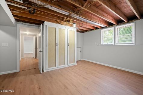 5360 Brookfield Road Lee Center NY 13363