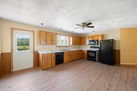 5360 Brookfield Road Lee Center NY 13363