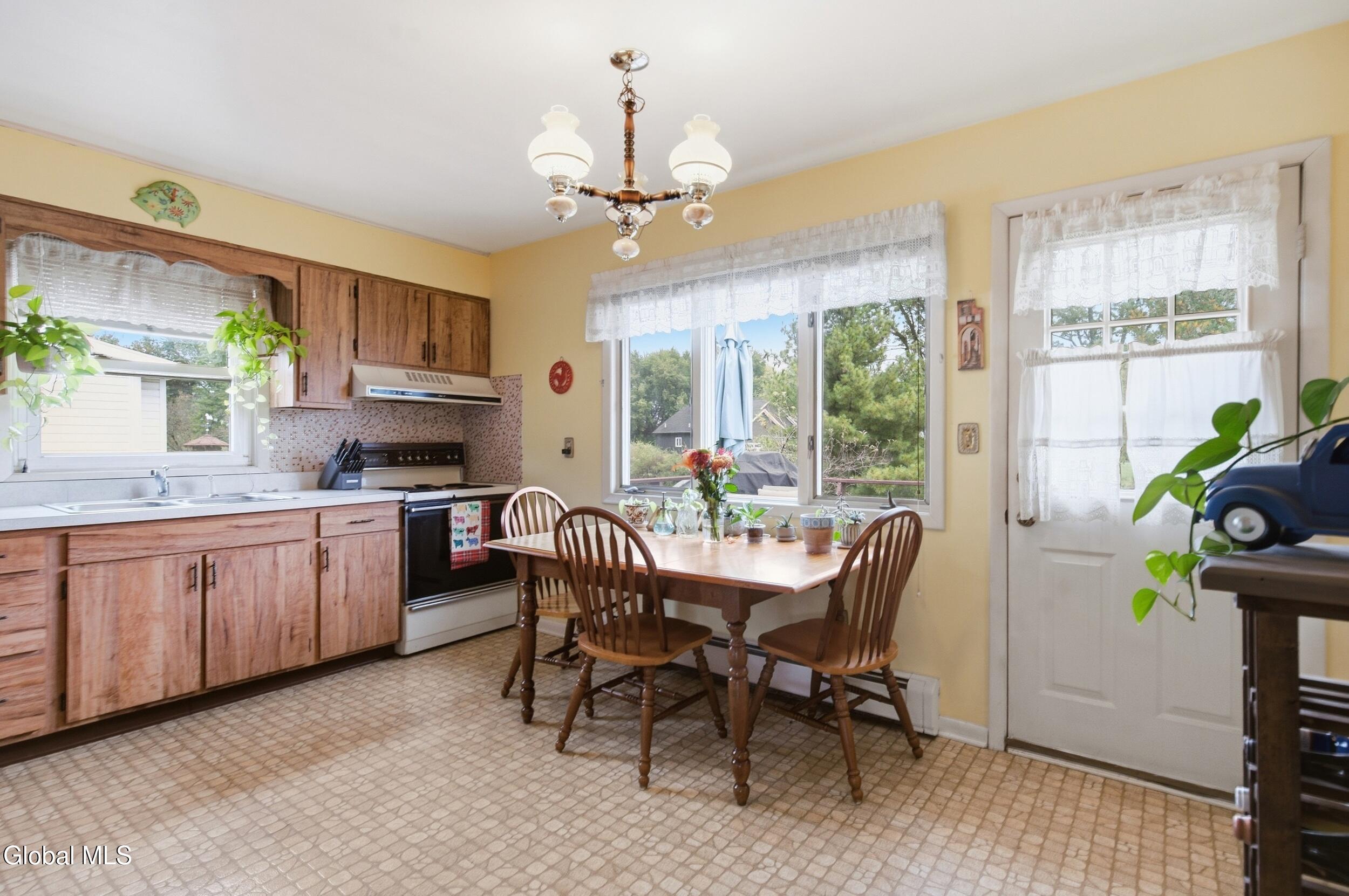 135 Linda Avenue Cohoes NY 12047