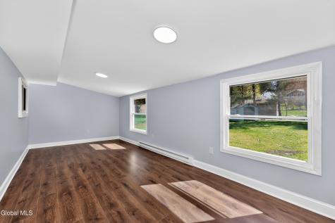 253 Vly Road Schenectady NY 12309
