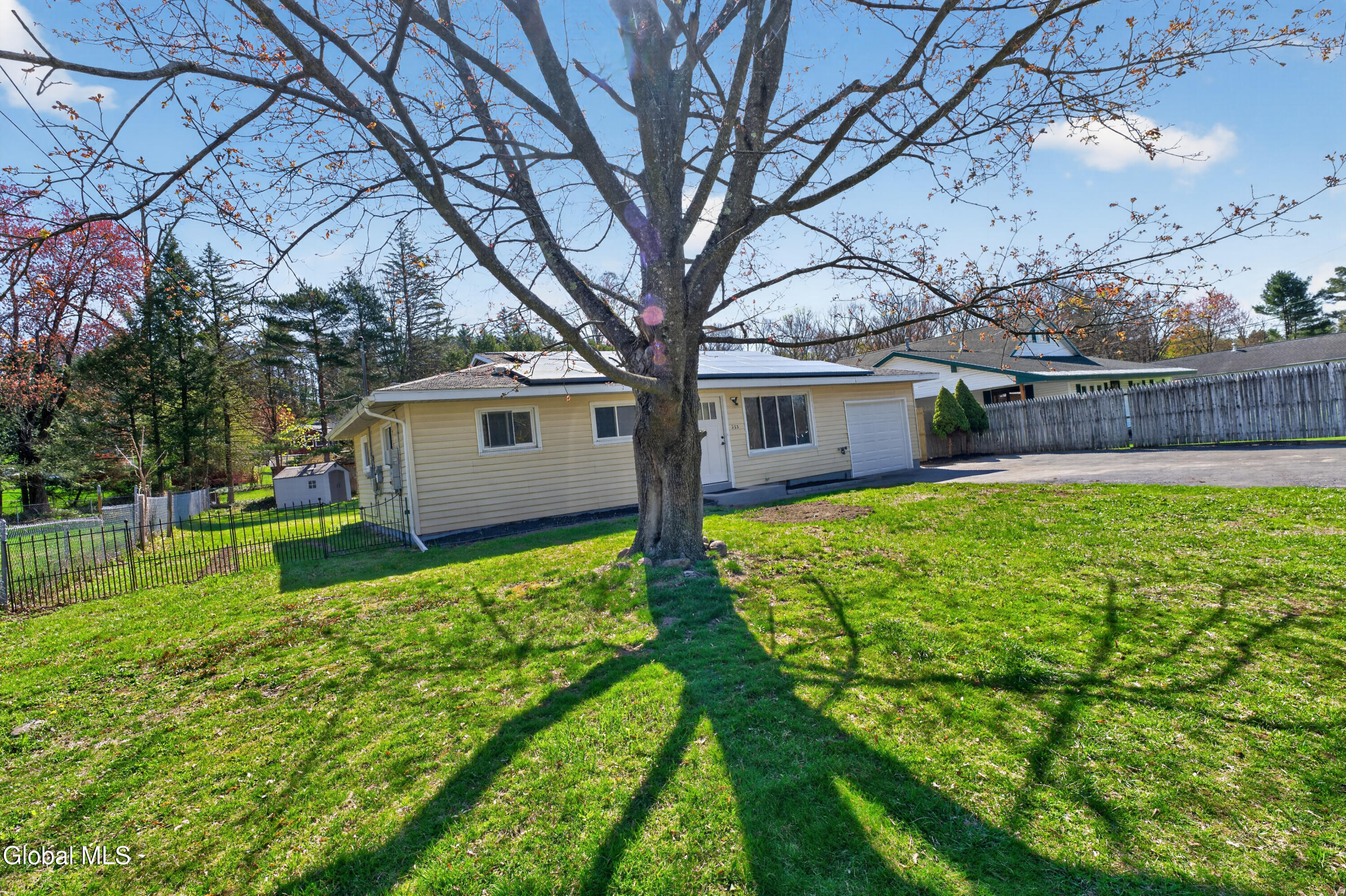 253 Valley Road Schenectady NY 12309