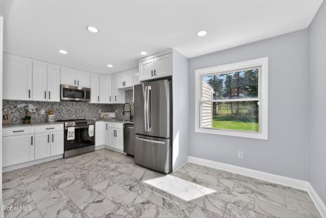 253 Vly Road Schenectady NY 12309
