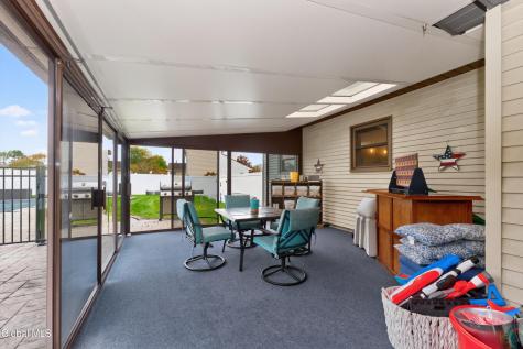5 Mallards Landing S Waterford NY 12188