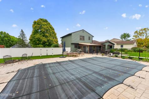 5 Mallards Landing S Waterford NY 12188