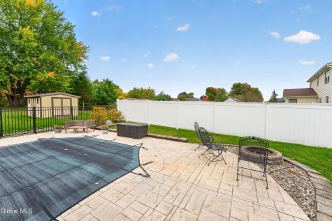 5 Mallards Landing S Waterford NY 12188