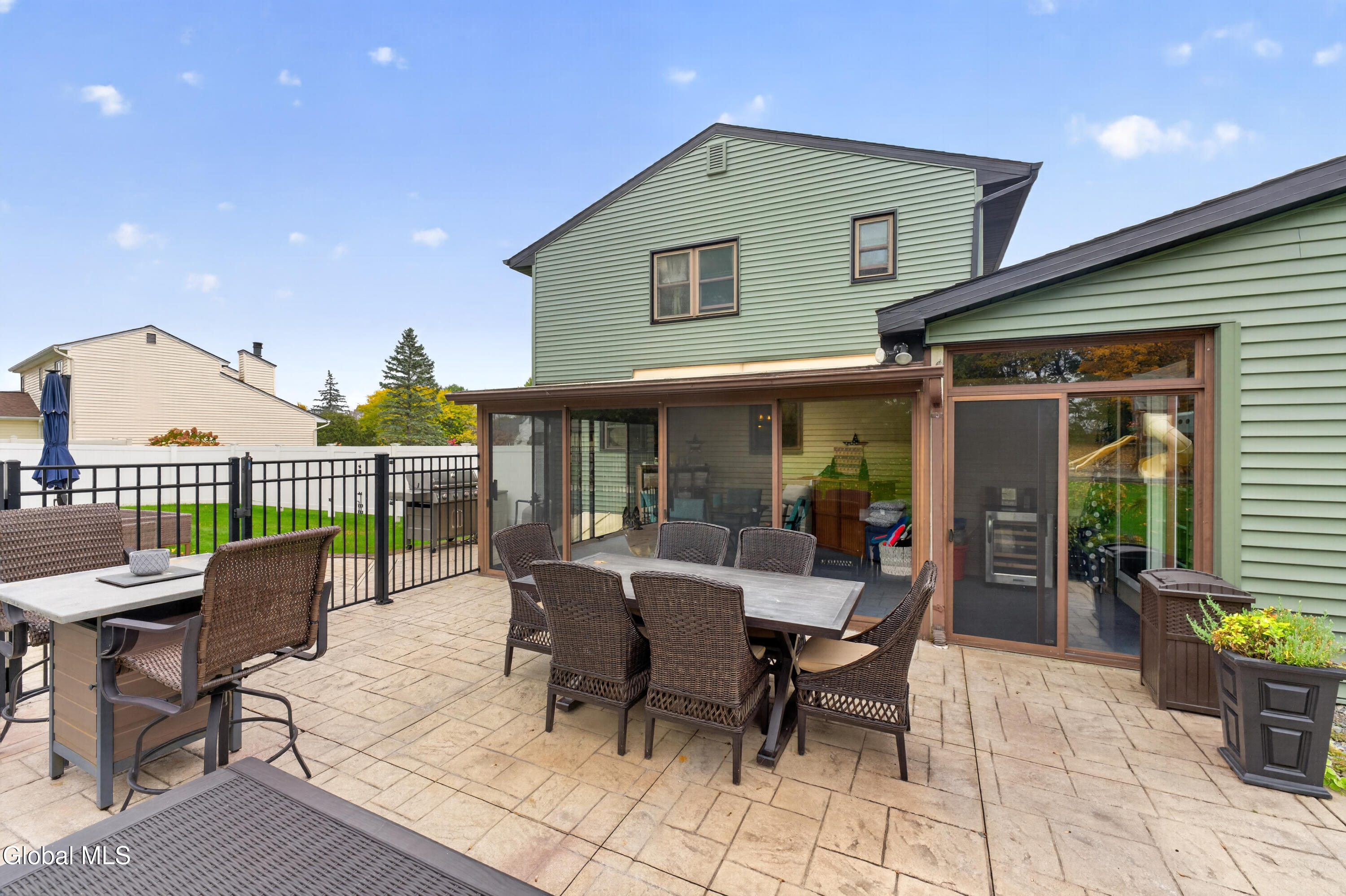 5 Mallards Landing S Waterford NY 12188