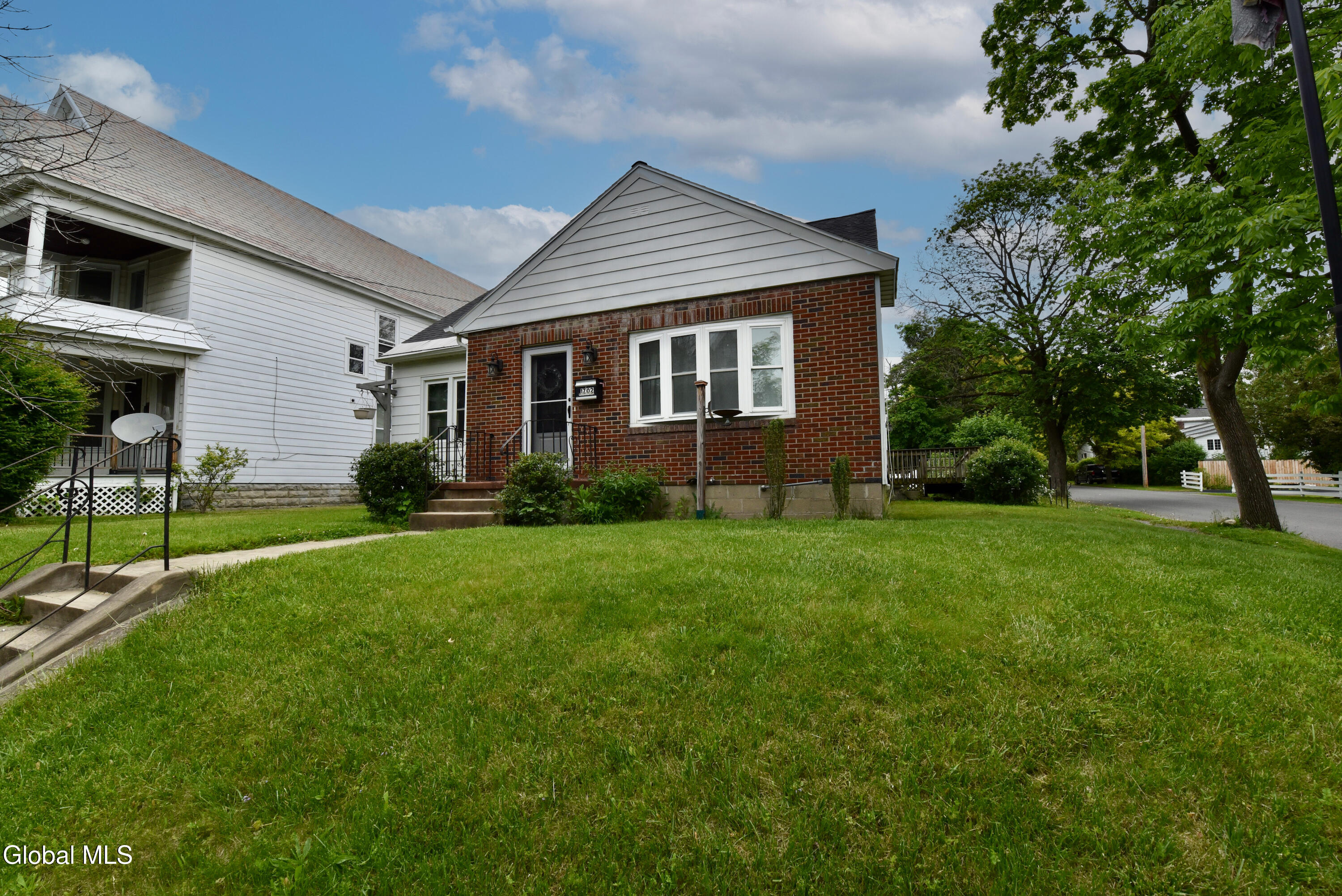 1702 Lenox Road Schenectady NY 12308