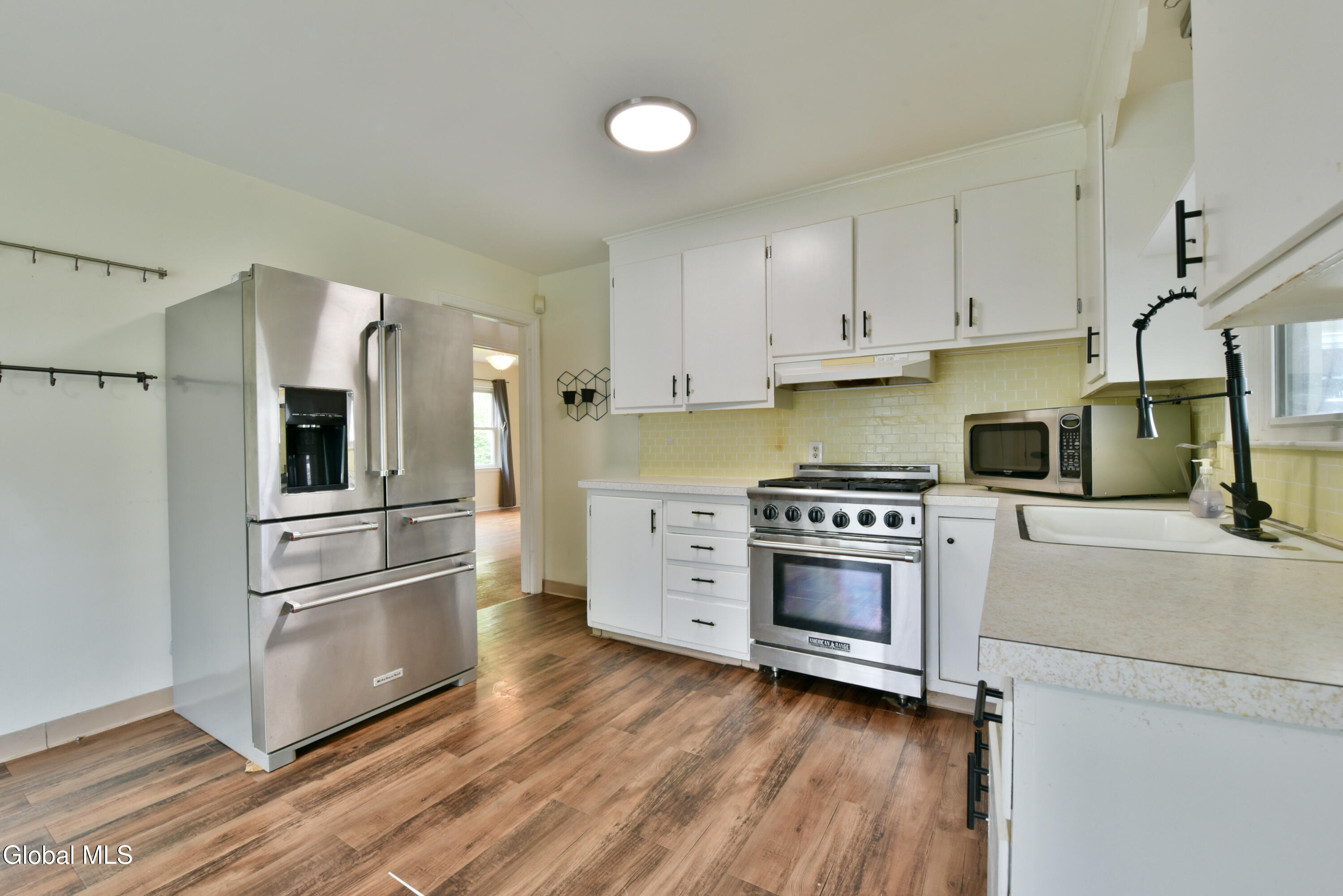 1702 Lenox Road Schenectady NY 12308
