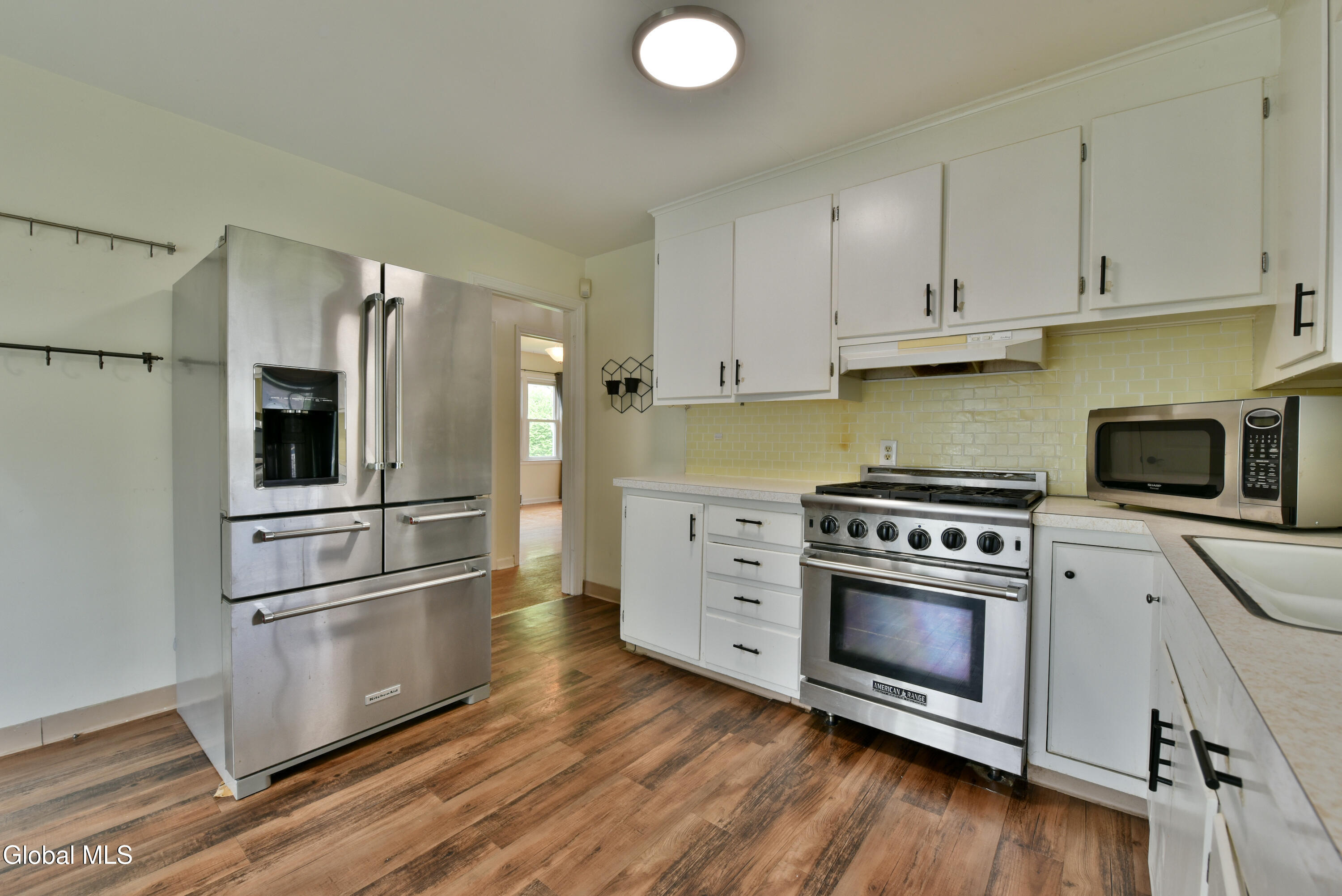 1702 Lenox Road Schenectady NY 12308