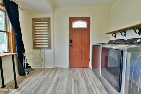 1702 Lenox Road Schenectady NY 12308