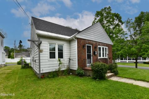 1702 Lenox Road Schenectady NY 12308