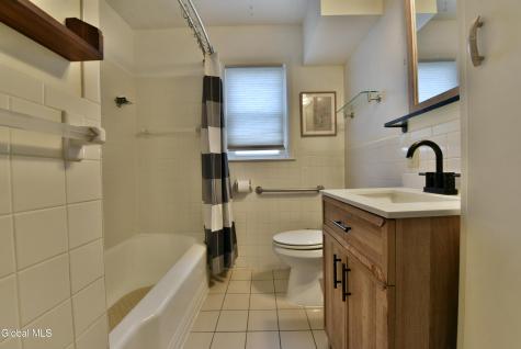 1702 Lenox Road Schenectady NY 12308