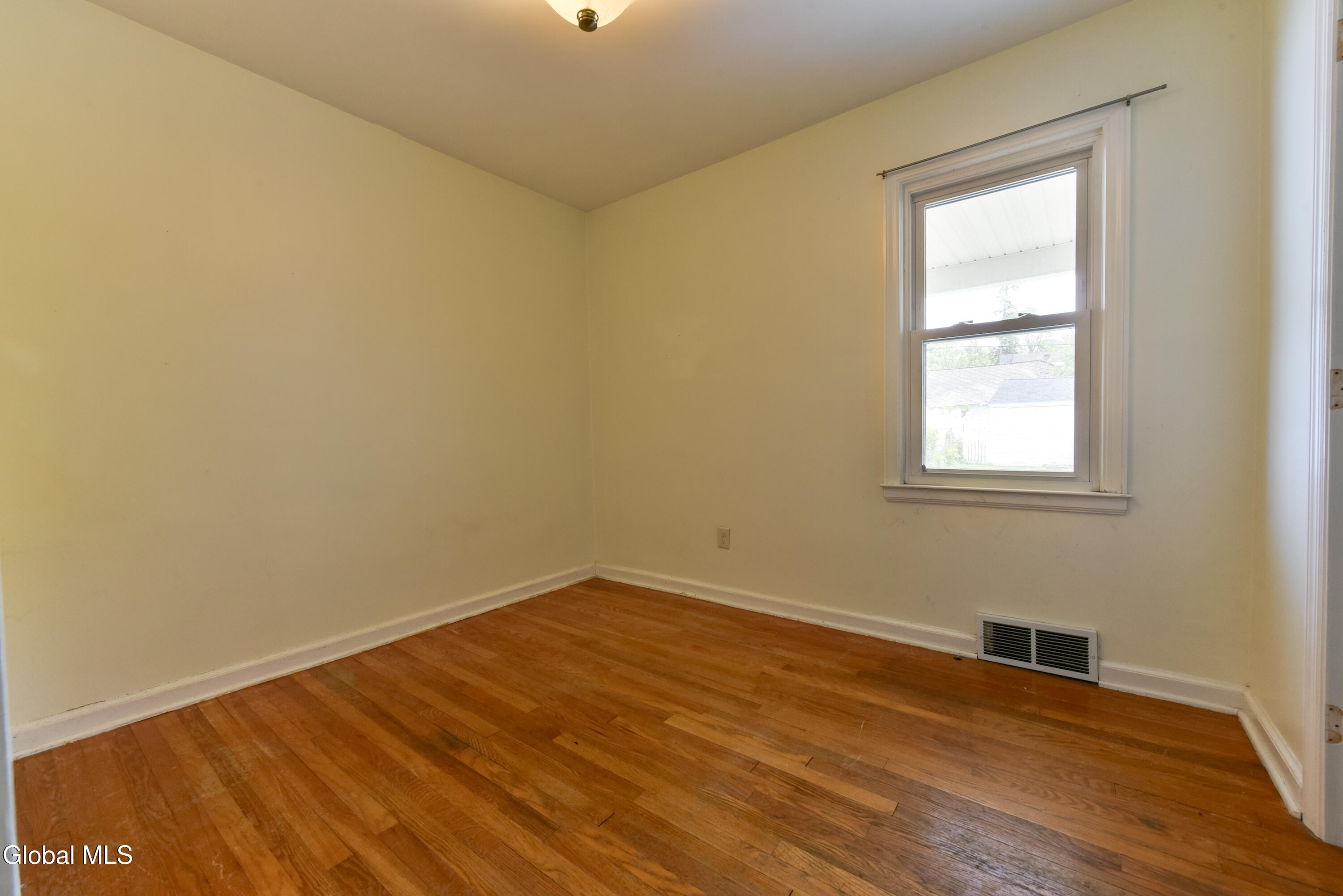 1702 Lenox Road Schenectady NY 12308