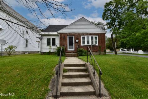 1702 Lenox Road Schenectady NY 12308