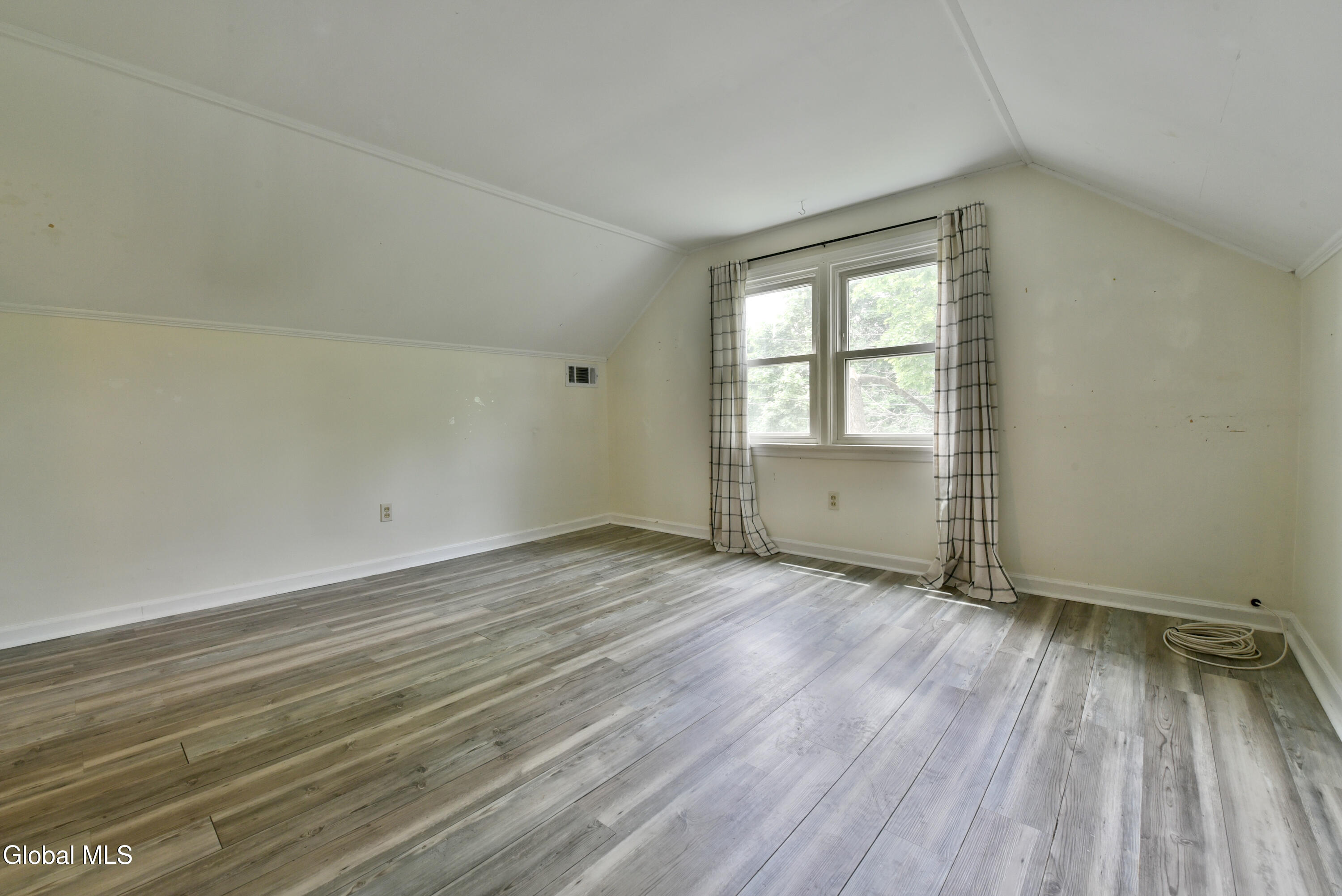 1702 Lenox Road Schenectady NY 12308