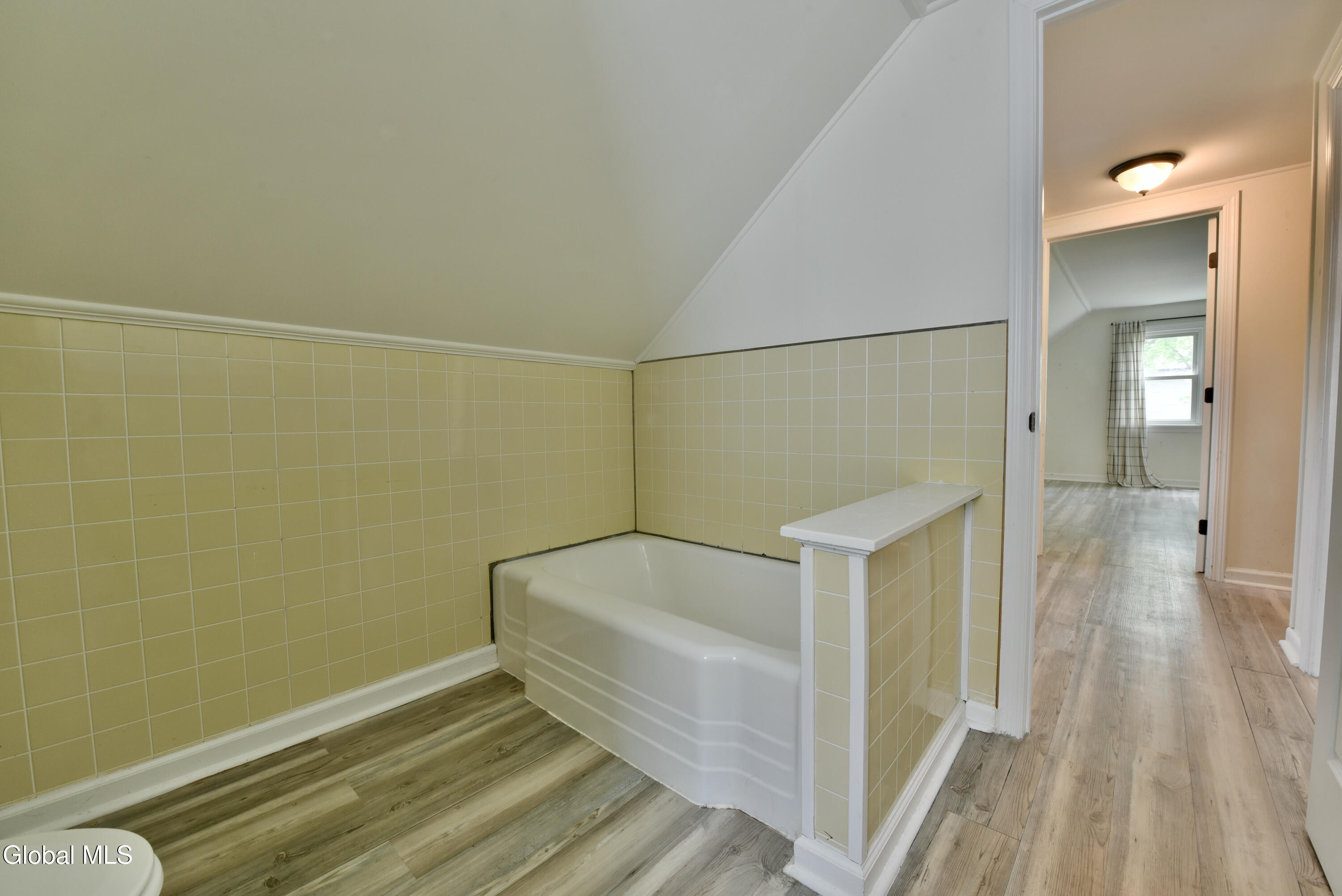1702 Lenox Road Schenectady NY 12308