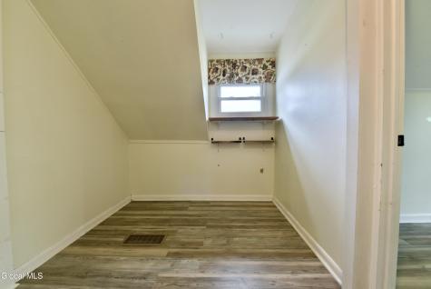 1702 Lenox Road Schenectady NY 12308