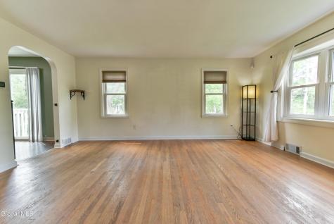 1702 Lenox Road Schenectady NY 12308