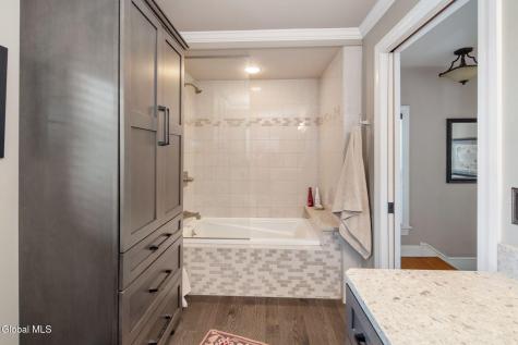 23 Vanwyck Street Gloversville NY 12078