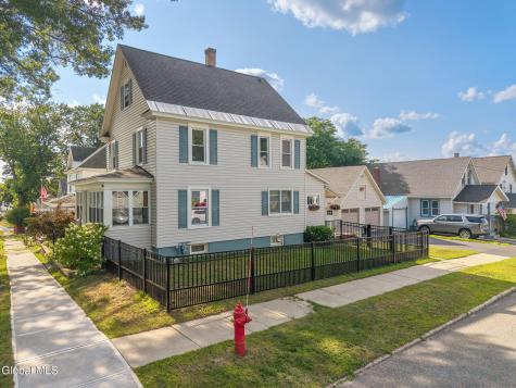 23 Vanwyck Street Gloversville NY 12078