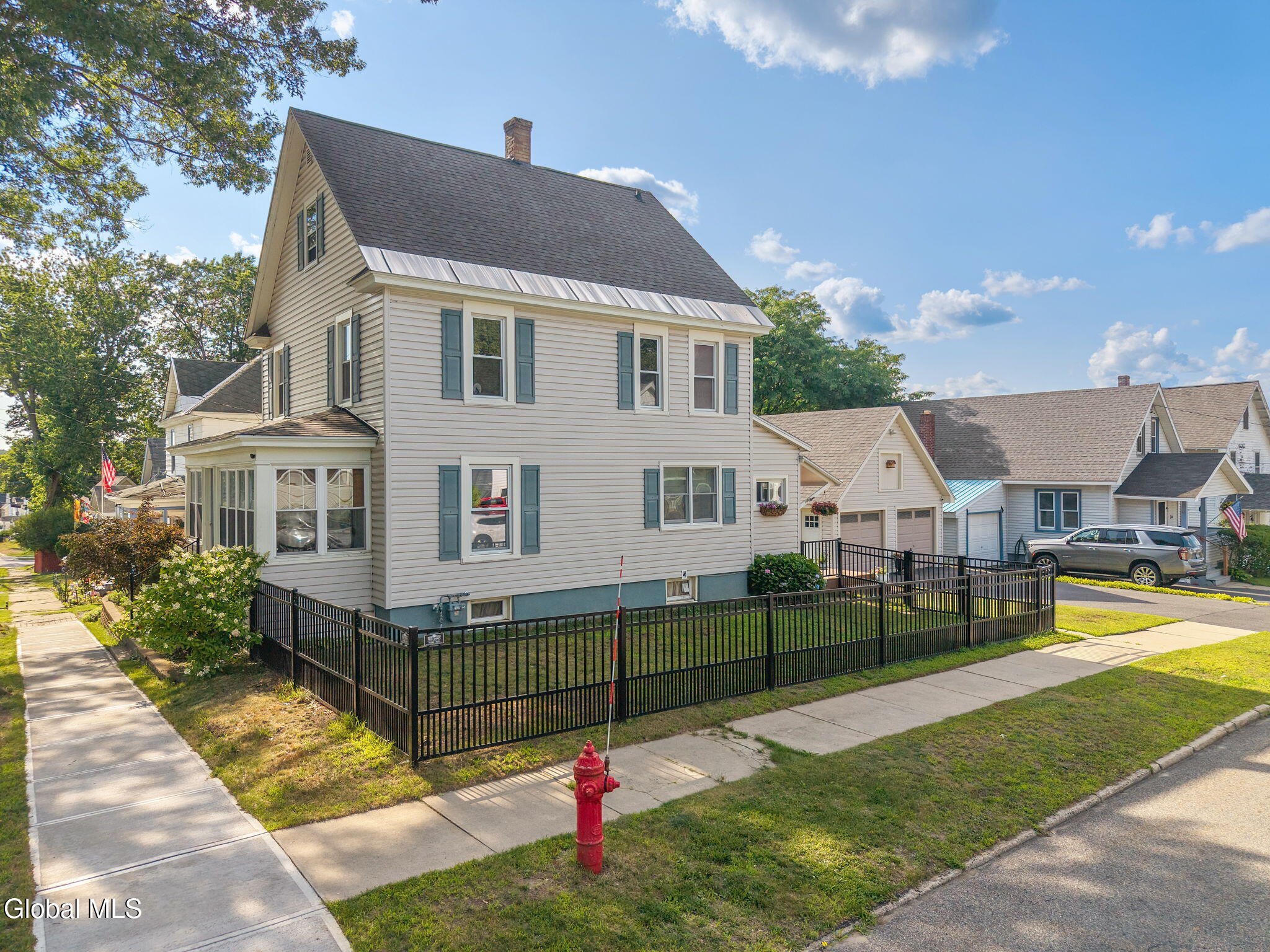 23 Vanwyck Street Gloversville NY 12078
