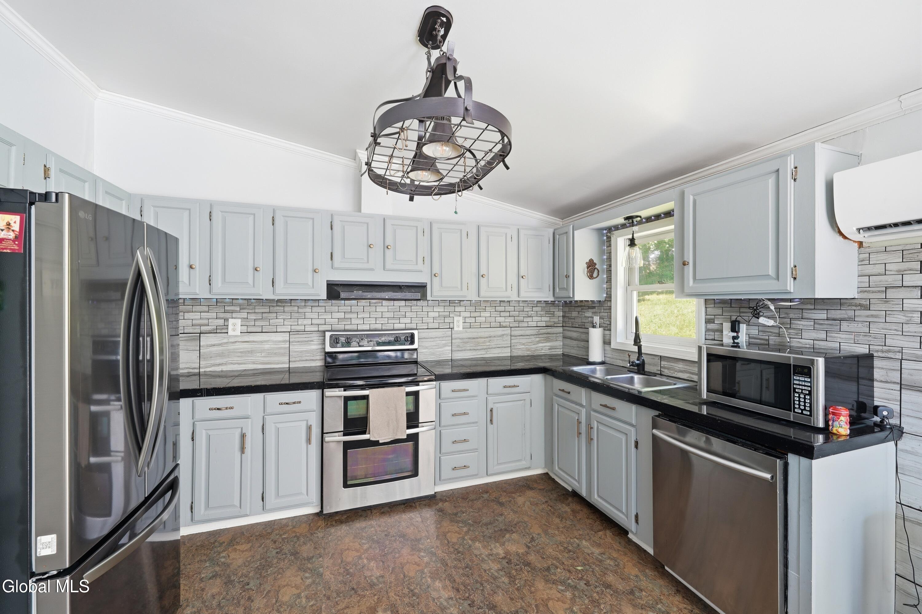 52 Warsaw Avenue Mechanicville NY 12118