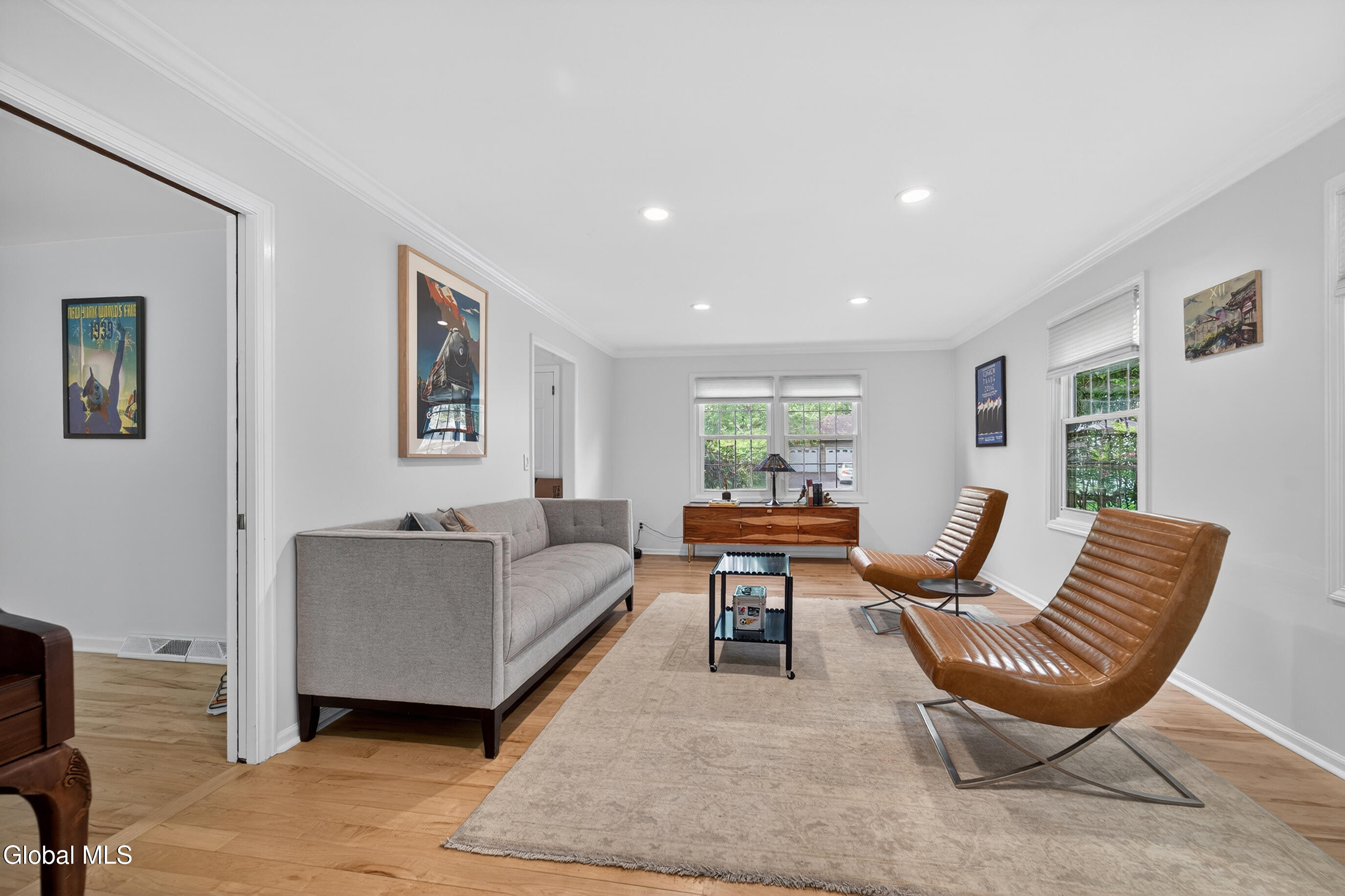 77 Huntersfield Road Delmar NY 12054