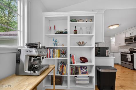 77 Huntersfield Road Delmar NY 12054