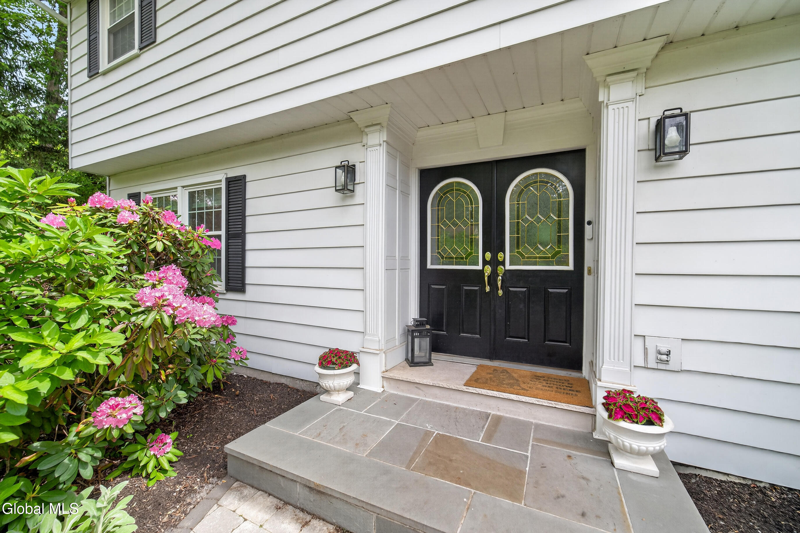 77 Huntersfield Road Delmar NY 12054