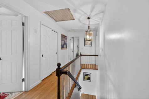 77 Huntersfield Road Delmar NY 12054