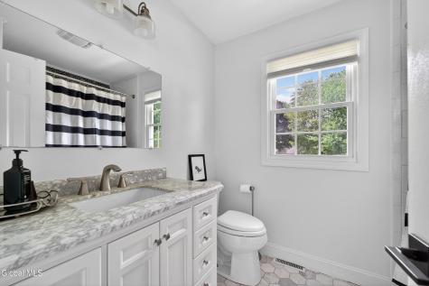77 Huntersfield Road Delmar NY 12054