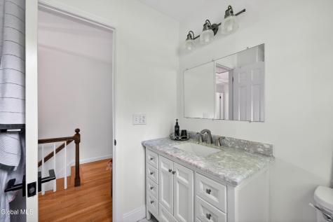 77 Huntersfield Road Delmar NY 12054