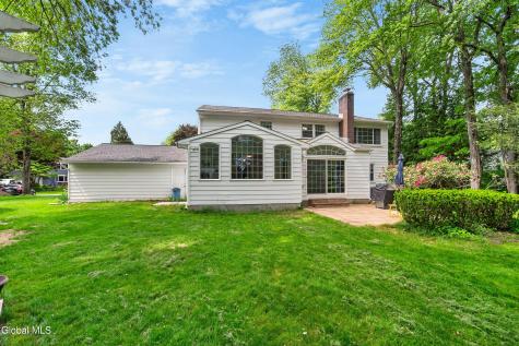 77 Huntersfield Road Delmar NY 12054
