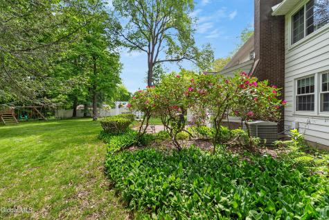 77 Huntersfield Road Delmar NY 12054