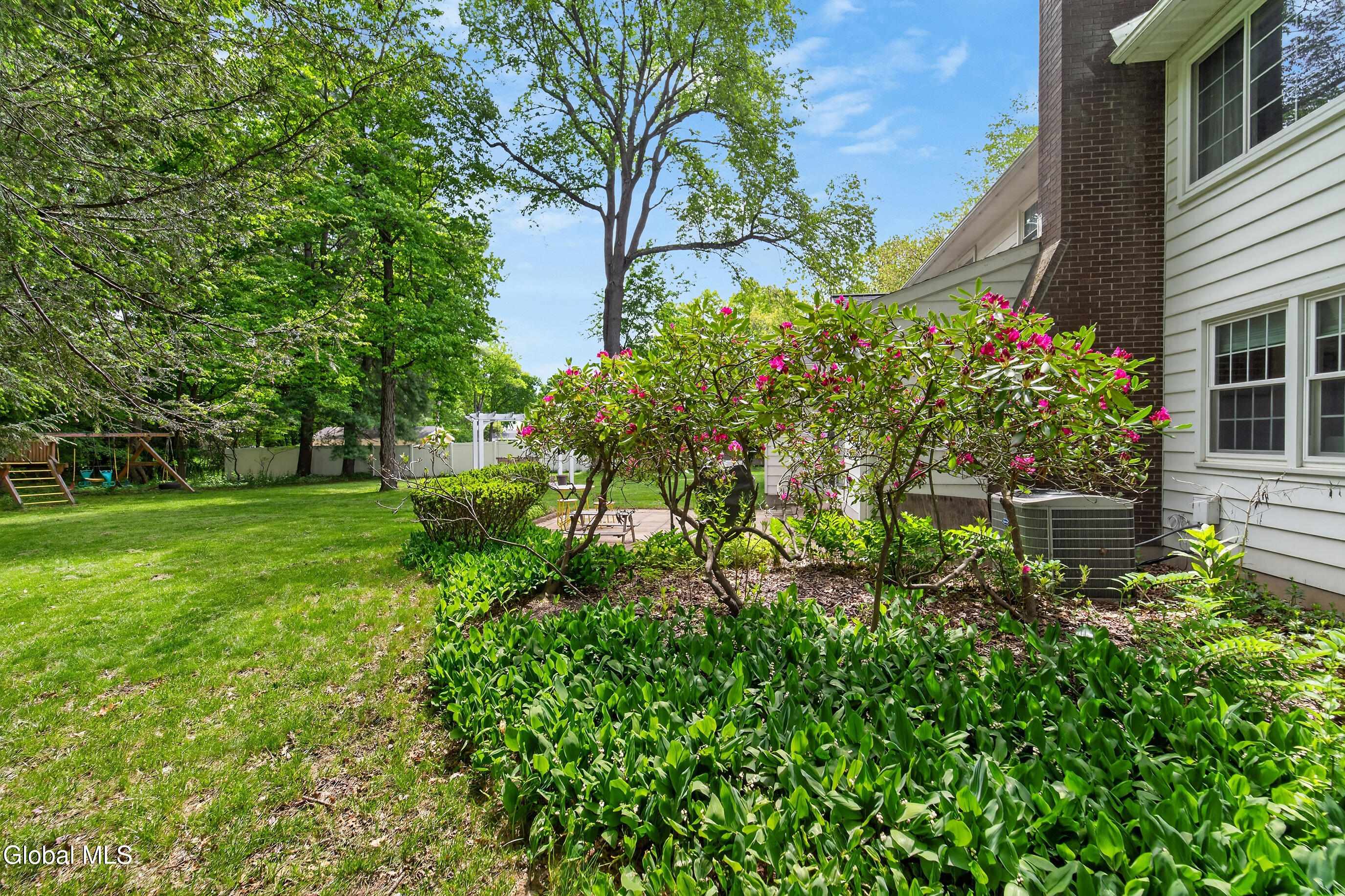 77 Huntersfield Road Delmar NY 12054