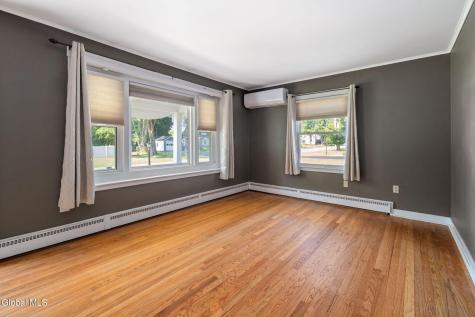 9 Sutherland Drive Glenville NY 12302