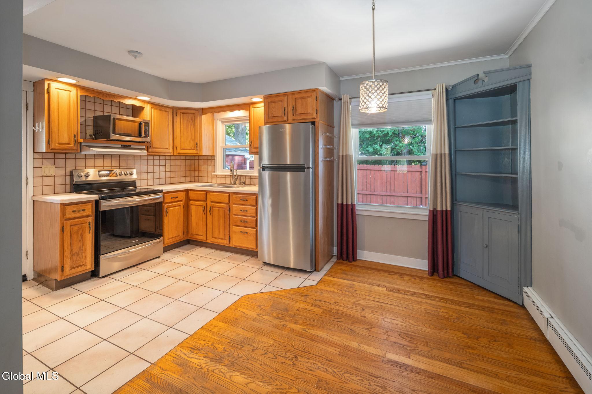 9 Sutherland Drive Glenville NY 12302