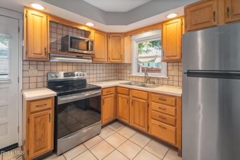9 Sutherland Drive Glenville NY 12302