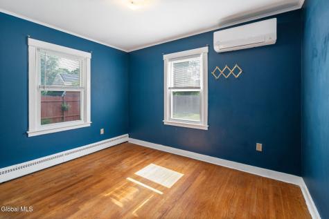 9 Sutherland Drive Glenville NY 12302