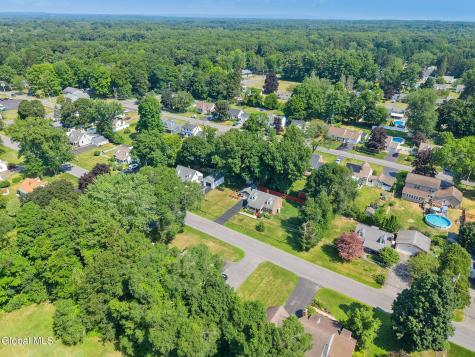 9 Sutherland Drive Glenville NY 12302